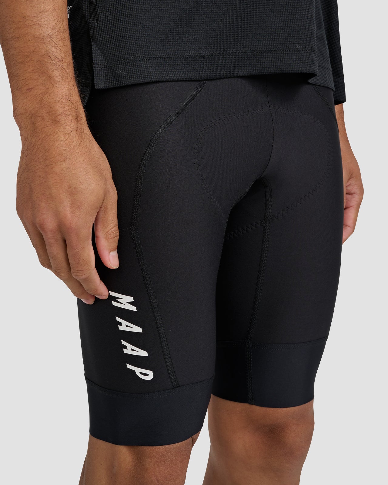 Sequence Ride Short